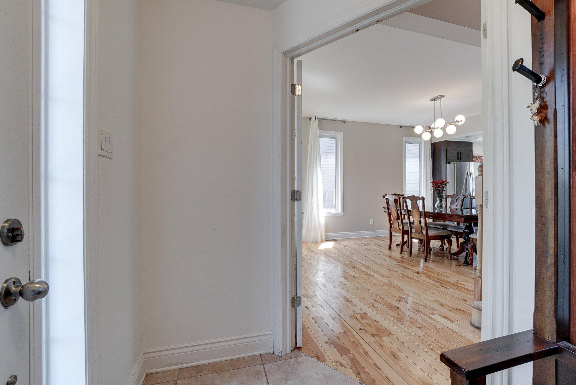 









442


Rue Pauline-Julien

,
Repentigny (Repentigny),




QC
J5Y0H2

