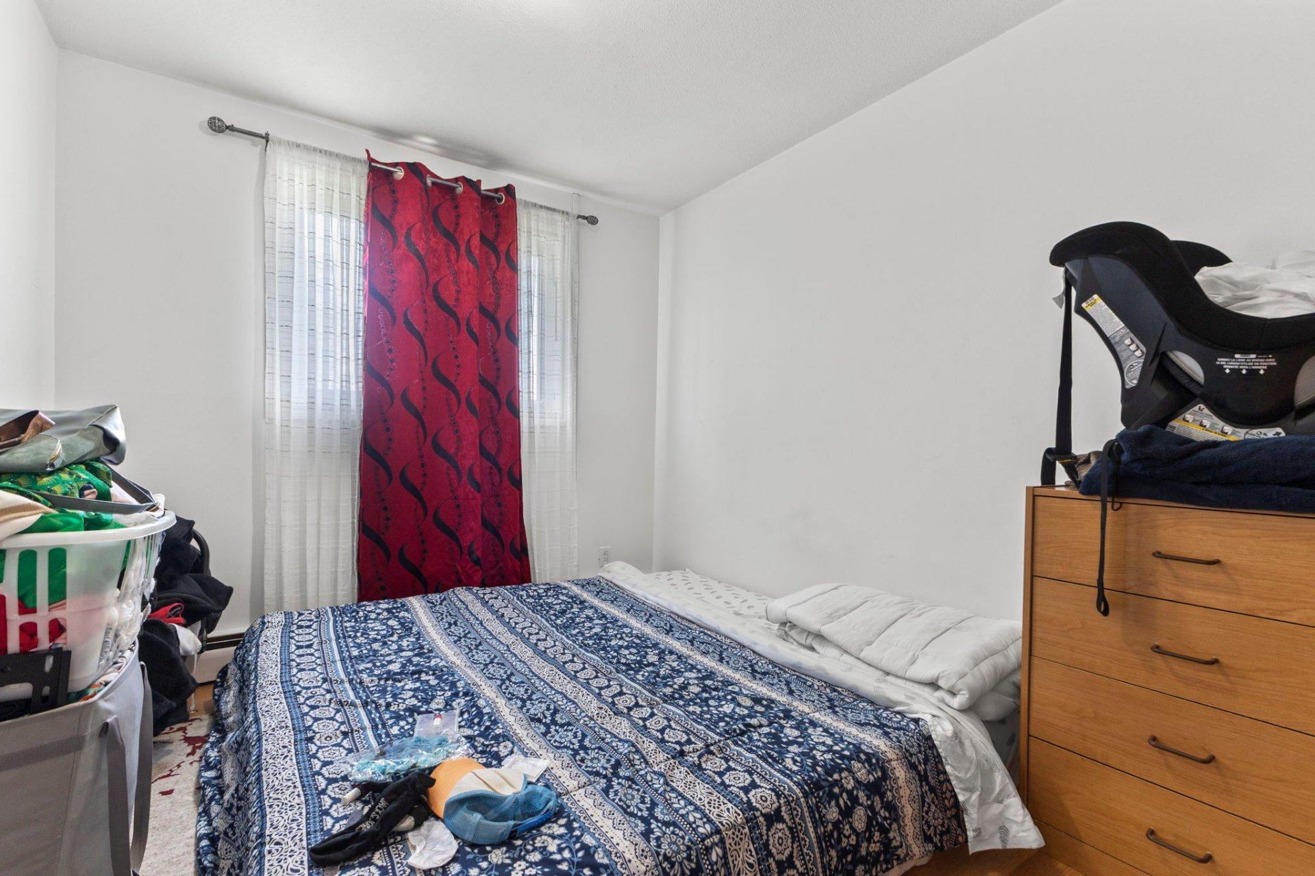 









376


Rue Jeanne-Mance

,
Gatineau (Gatineau),




QC
J8P3B8

