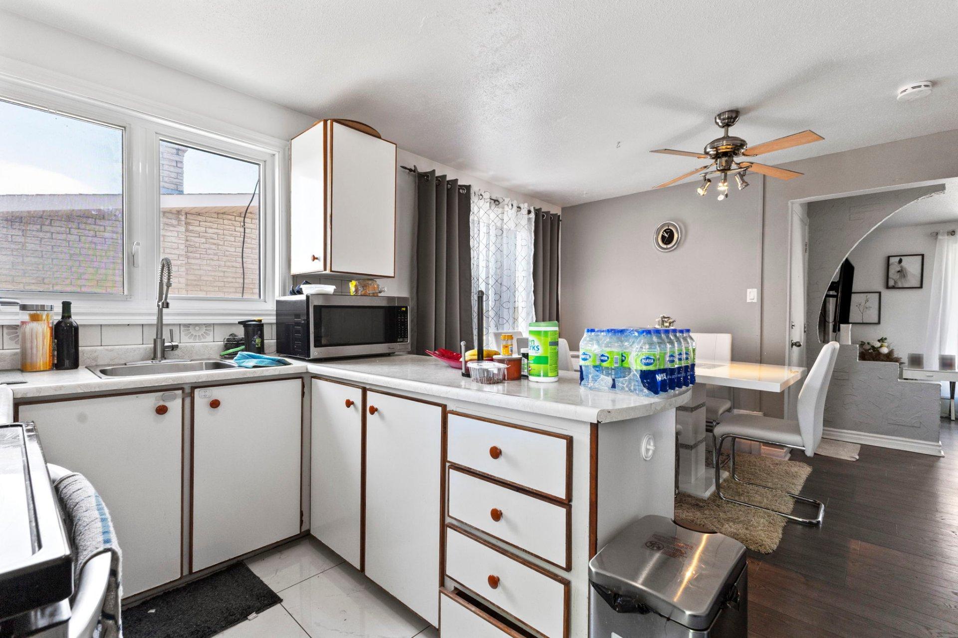 









376


Rue Jeanne-Mance

,
Gatineau (Gatineau),




QC
J8P3B8

