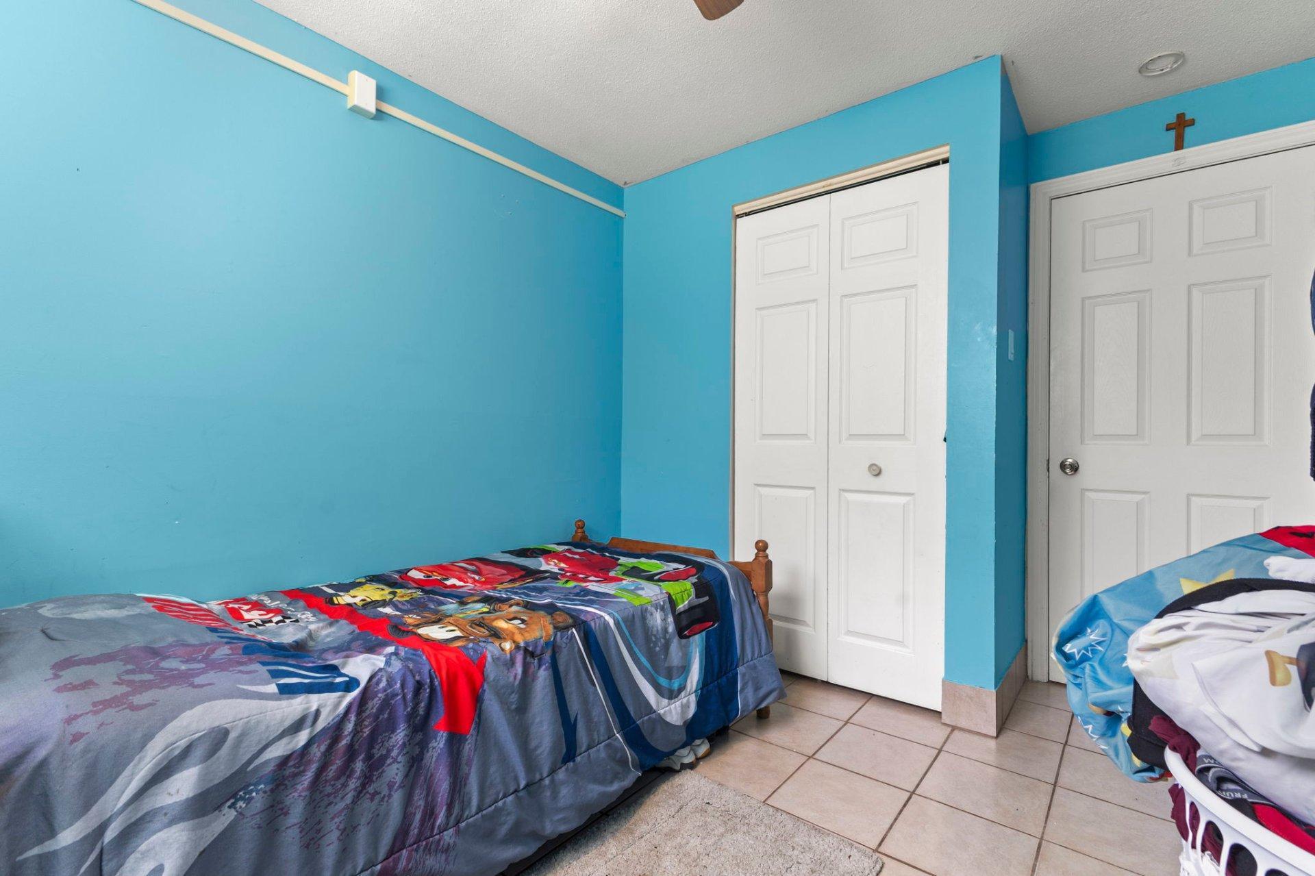 









376


Rue Jeanne-Mance

,
Gatineau (Gatineau),




QC
J8P3B8

