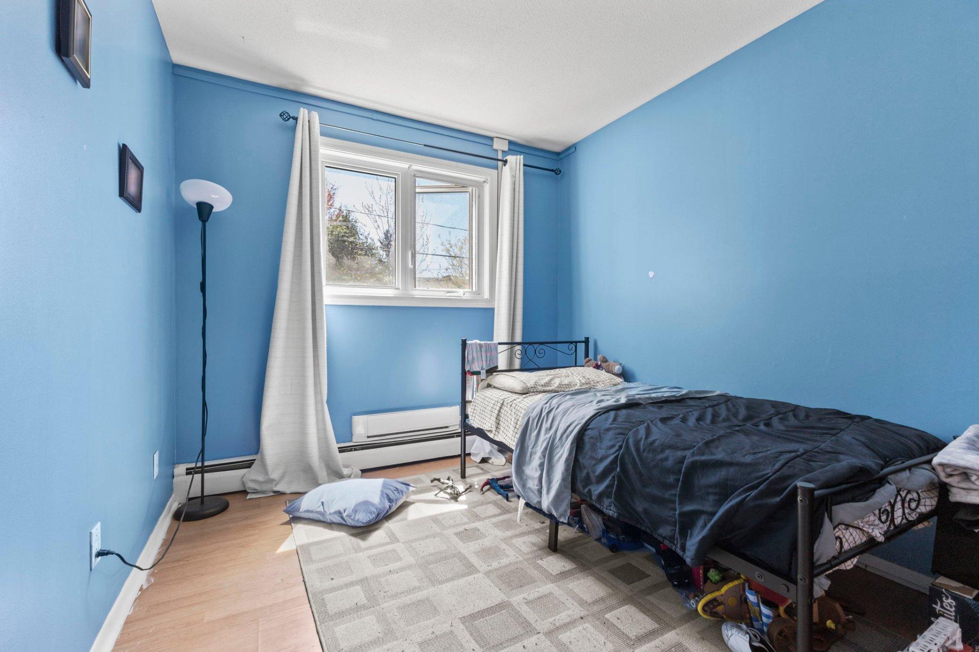 









376


Rue Jeanne-Mance

,
Gatineau (Gatineau),




QC
J8P3B8

