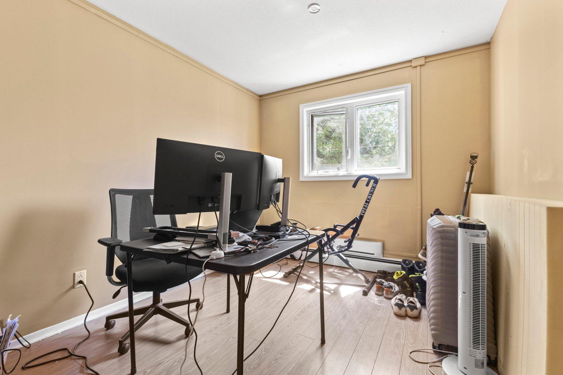 









376


Rue Jeanne-Mance

,
Gatineau (Gatineau),




QC
J8P3B8

