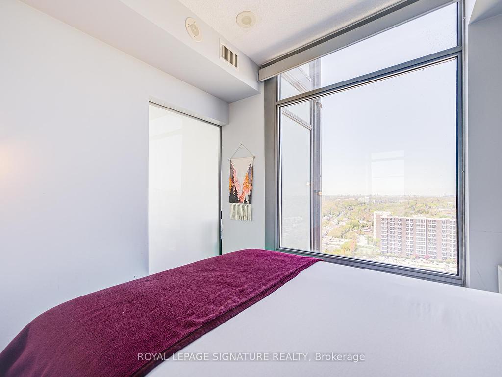 









105


The Queensway

N/A, 2710,
Toronto,




ON
M6S 5B5

