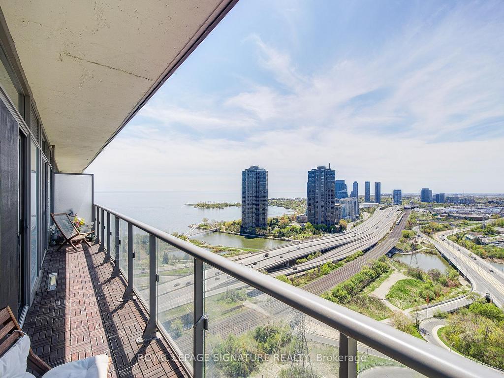 









105


The Queensway

N/A, 2710,
Toronto,




ON
M6S 5B5

