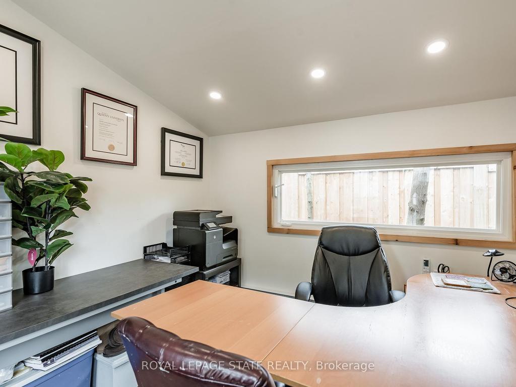 









14


Turnbull

Road,
Hamilton,




ON
L9H 3W3

