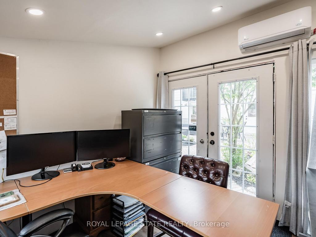 









14


Turnbull

Road,
Hamilton,




ON
L9H 3W3

