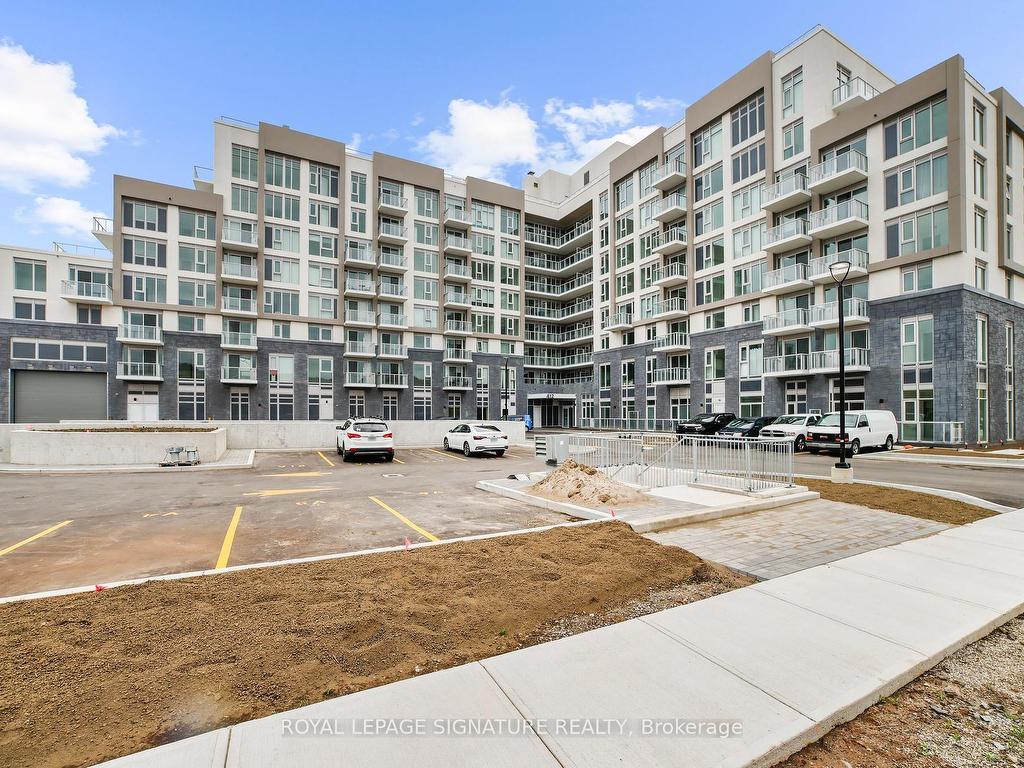 









412


Silver Maple

Road, 716,
Oakville,




ON
L6H 0S2

