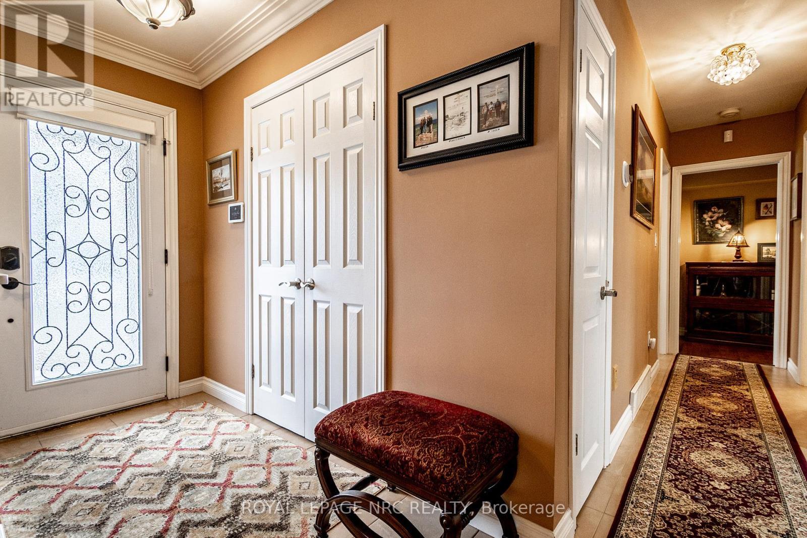 












13 CULLEN DRIVE

,
St. Catharines (Glendale/Glenridge),




Ontario
L2T3H2

