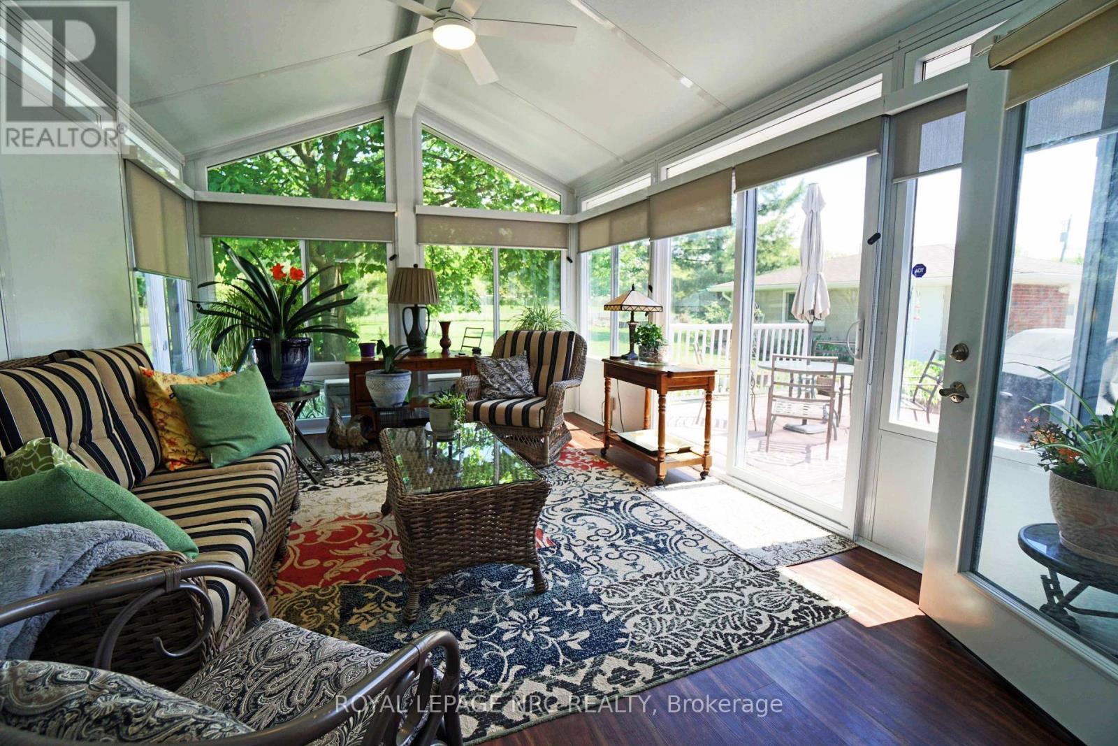 












13 CULLEN DRIVE

,
St. Catharines (Glendale/Glenridge),




Ontario
L2T3H2

