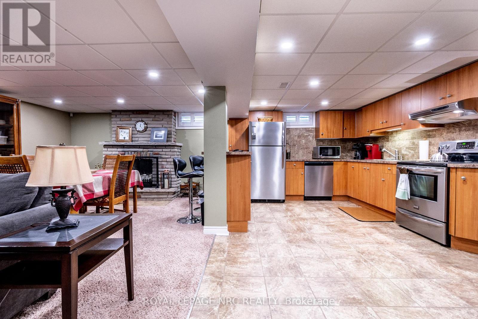 












13 CULLEN DRIVE

,
St. Catharines (Glendale/Glenridge),




Ontario
L2T3H2

