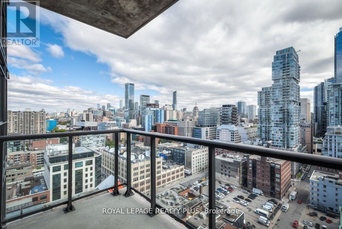 












2005 - 290 ADELAIDE STREET W

,
Toronto,




Ontario
M5V1P6


