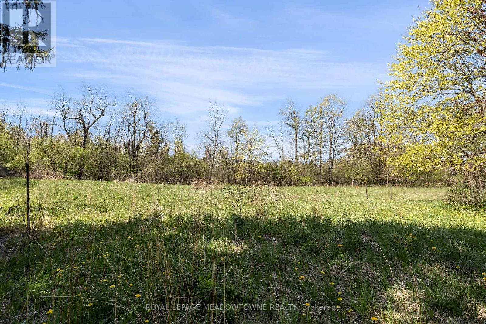 












9414 FIRST LINE

,
Milton,







Ontario
L0P1J0

