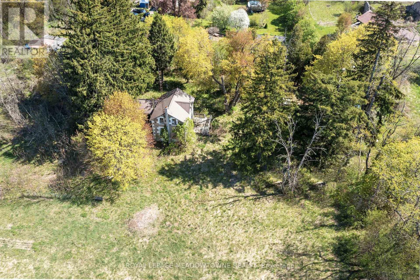 












9414 FIRST LINE

,
Milton,







Ontario
L0P1J0

