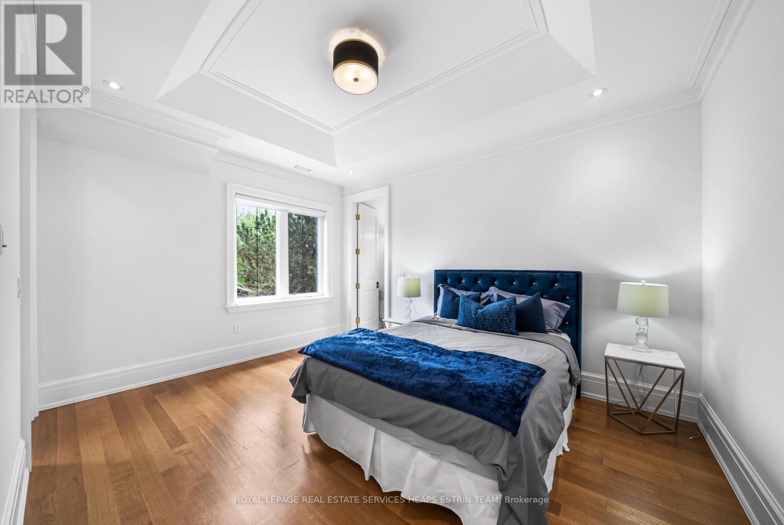 












148 MUNRO BOULEVARD

,
Toronto,




Ontario
M2P1C8

