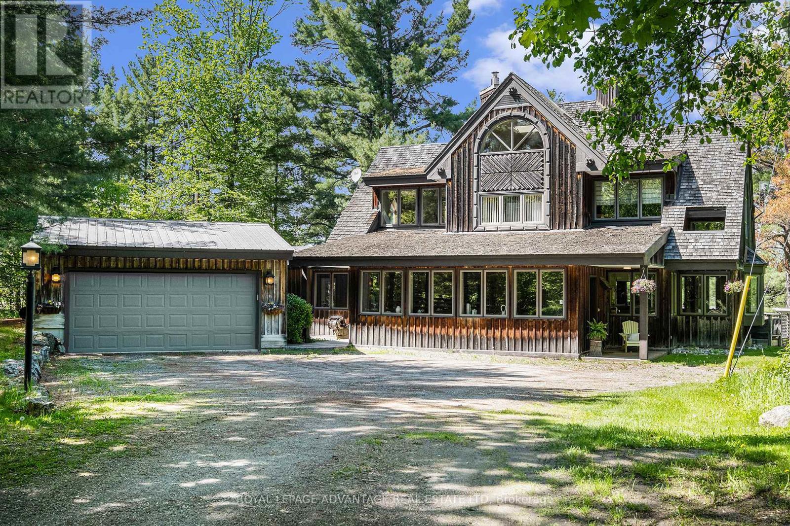 












1022 TULLYS WAY

,
Tay Valley,




Ontario
K7H3C5

