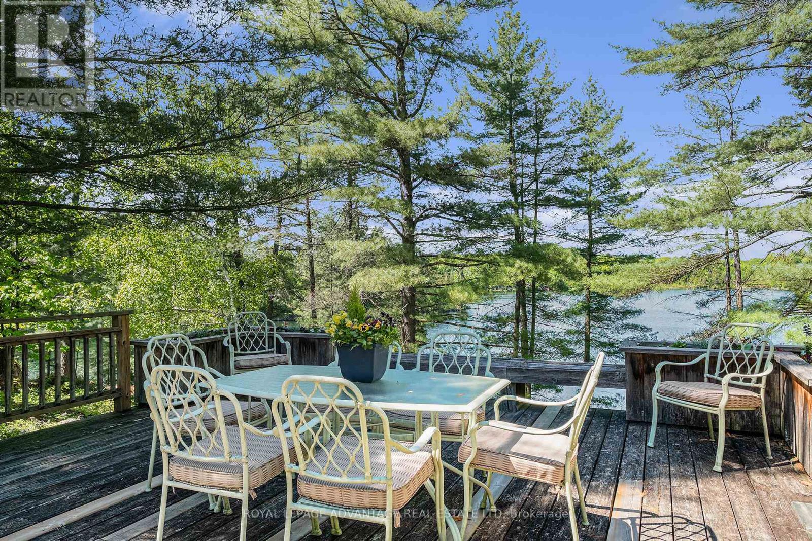 












1022 TULLYS WAY

,
Tay Valley,




Ontario
K7H3C5

