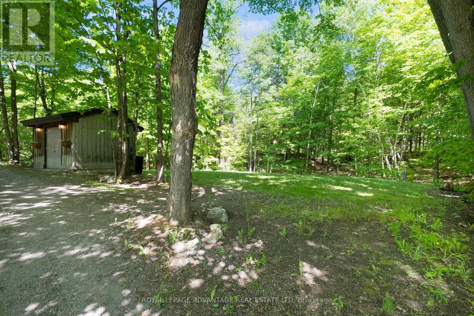 












1022 TULLYS WAY

,
Tay Valley,




Ontario
K7H3C5

