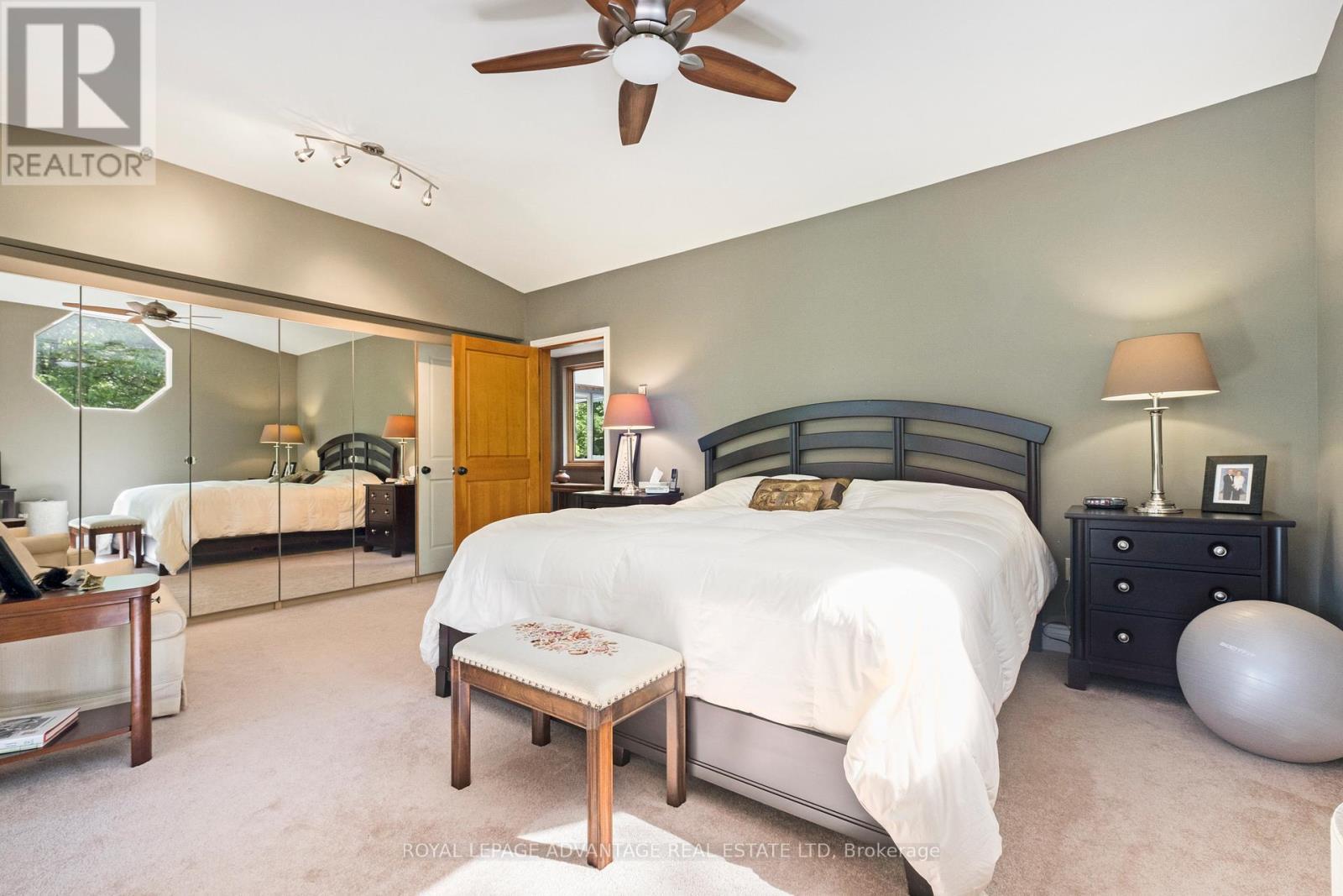 












1022 TULLYS WAY

,
Tay Valley,




Ontario
K7H3C5

