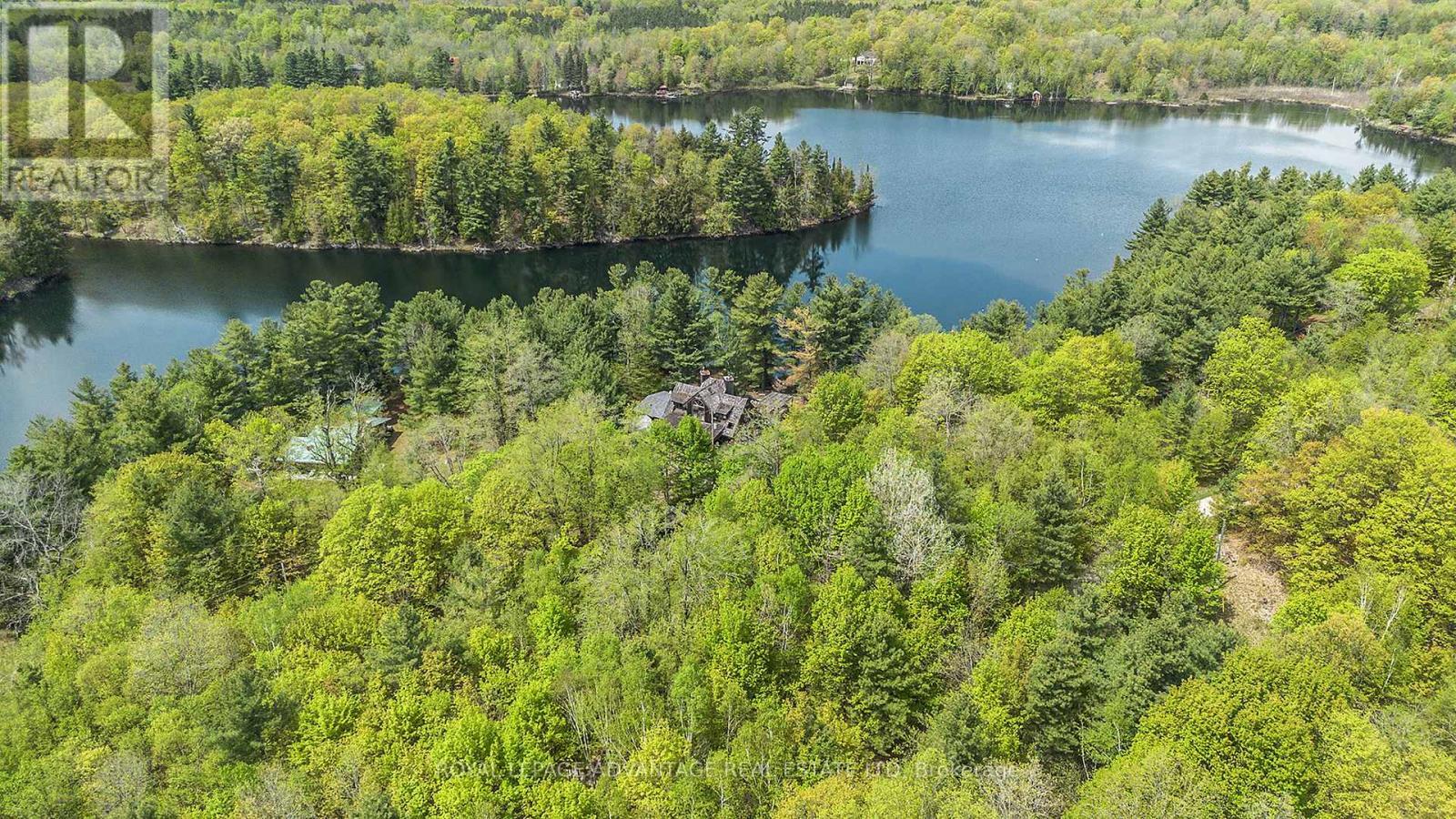 












1022 TULLYS WAY

,
Tay Valley,




Ontario
K7H3C5

