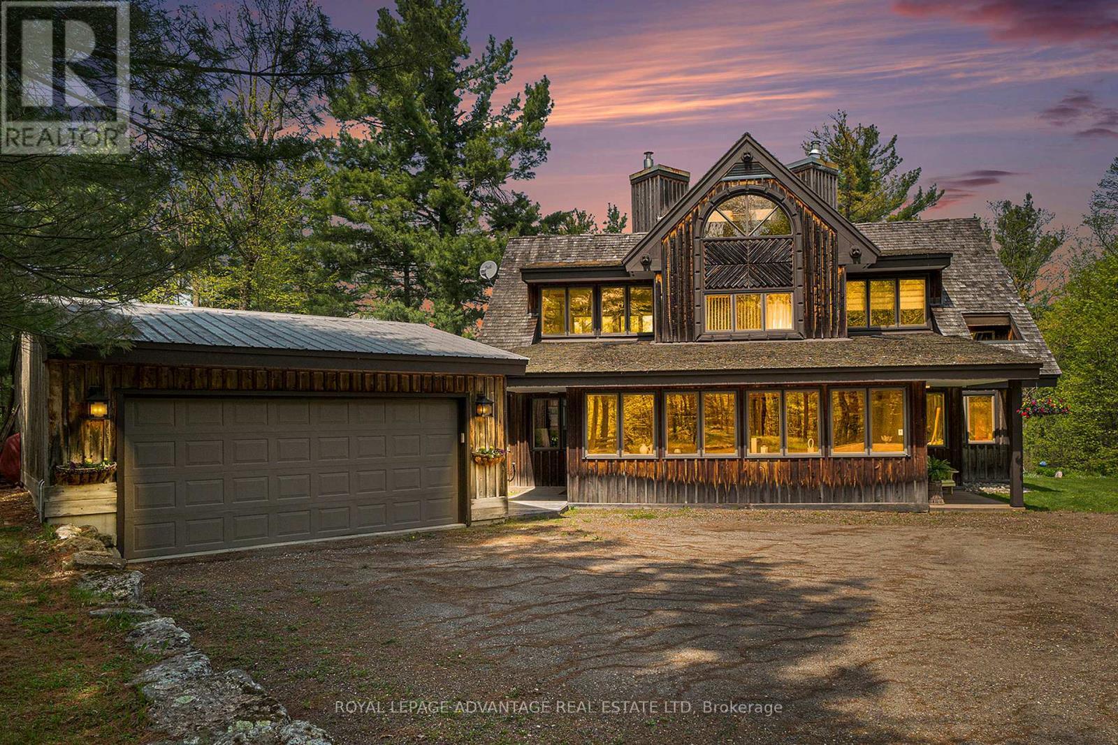 












1022 TULLYS WAY

,
Tay Valley,




Ontario
K7H3C5

