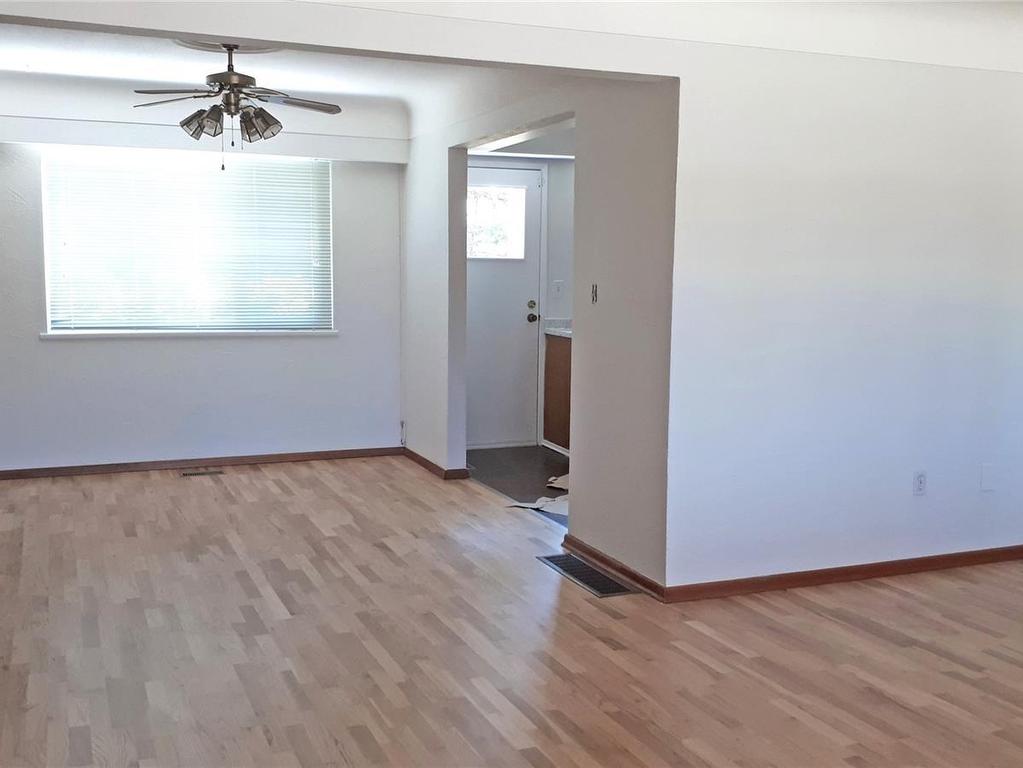 









1725


Mortimer

St,
Saanich,




BC
V8P 3A9

