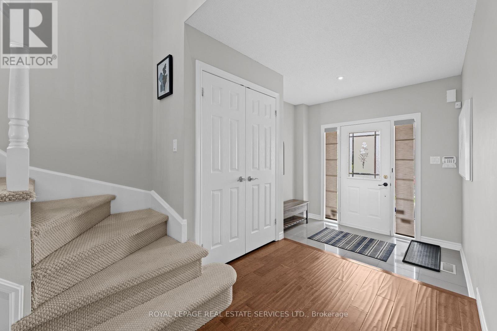 












51 WATERBURY STREET

,
Caledon,




Ontario
L7E1X5

