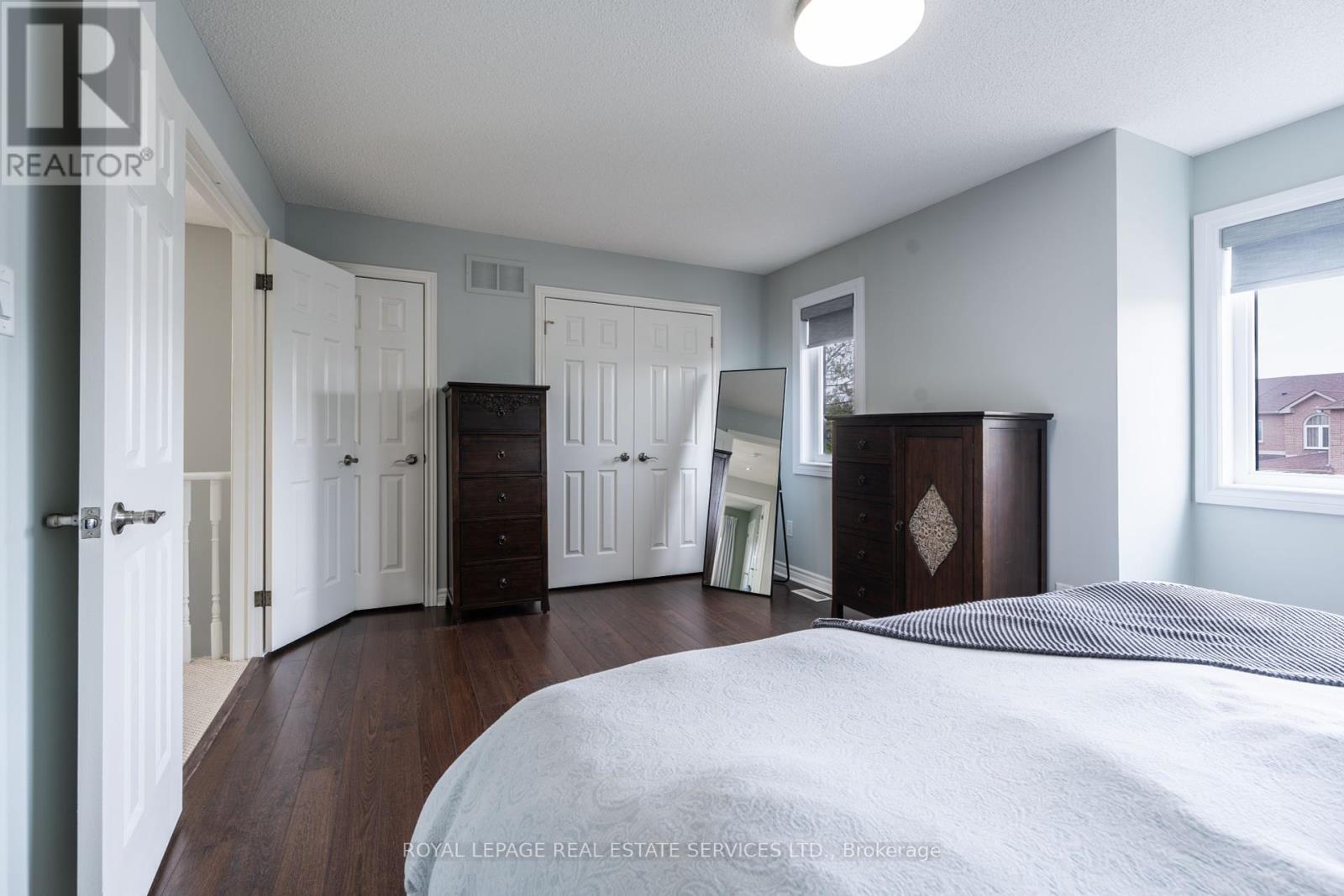 












51 WATERBURY STREET

,
Caledon,




Ontario
L7E1X5

