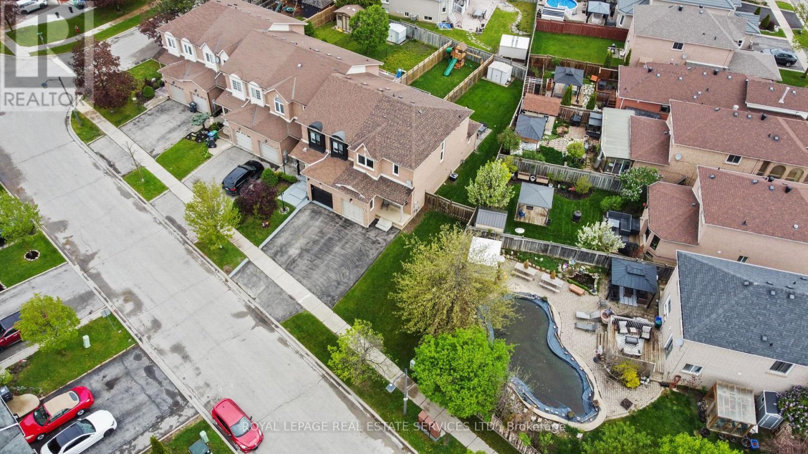 












51 WATERBURY STREET

,
Caledon,




Ontario
L7E1X5


