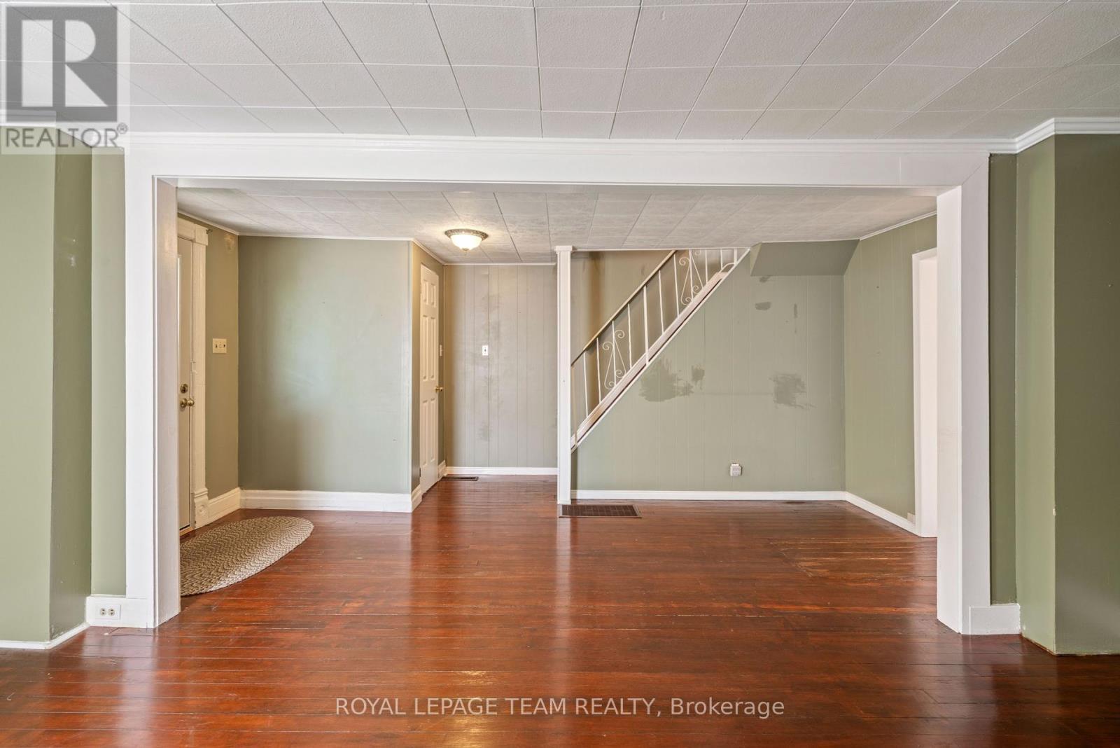 












56 ELM STREET

,
South Stormont,




Ontario
K0C1M0

