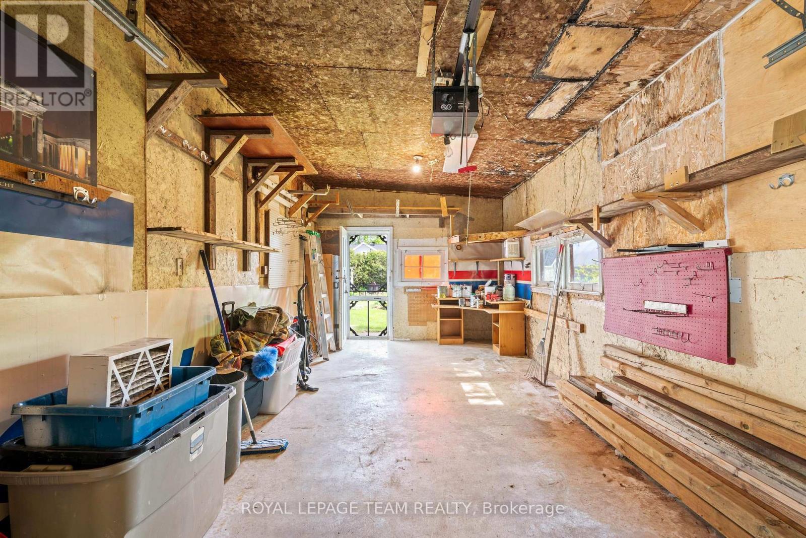 












56 ELM STREET

,
South Stormont,




Ontario
K0C1M0

