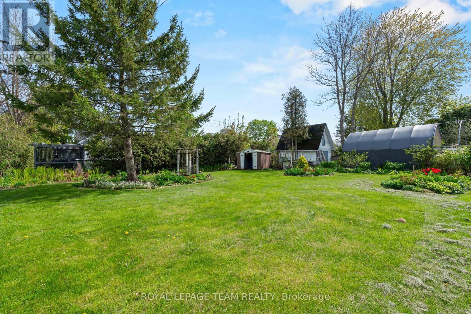 












56 ELM STREET

,
South Stormont,




Ontario
K0C1M0

