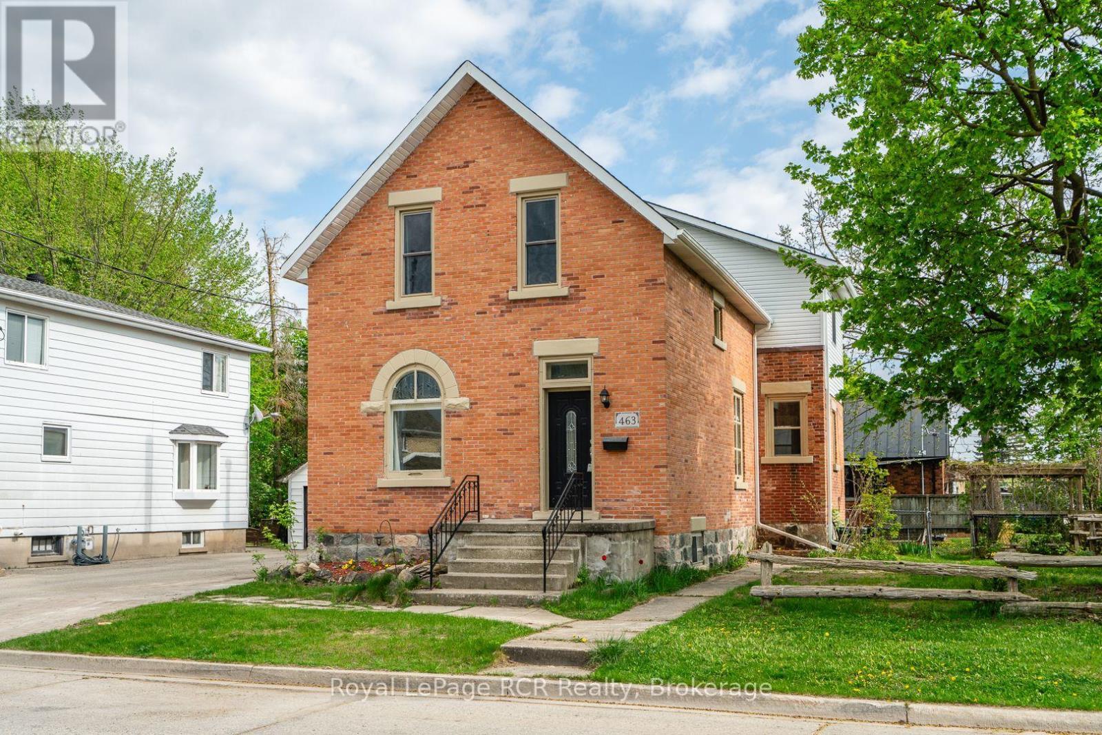 












463 12TH STREET

,
Hanover,




Ontario
N4N1W1

