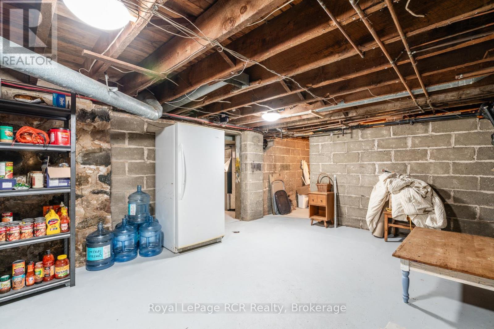 












463 12TH STREET

,
Hanover,




Ontario
N4N1W1

