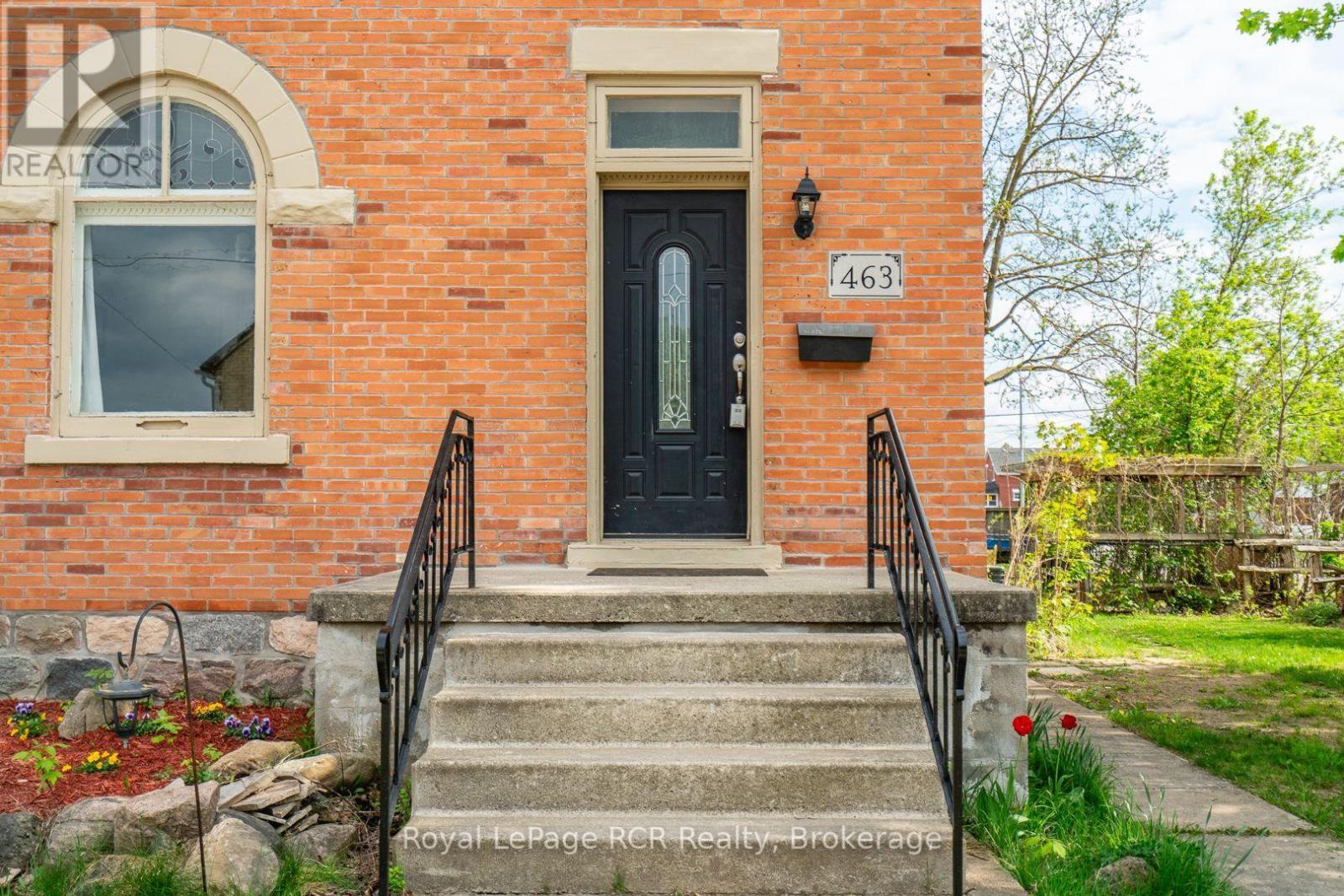 












463 12TH STREET

,
Hanover,




Ontario
N4N1W1

