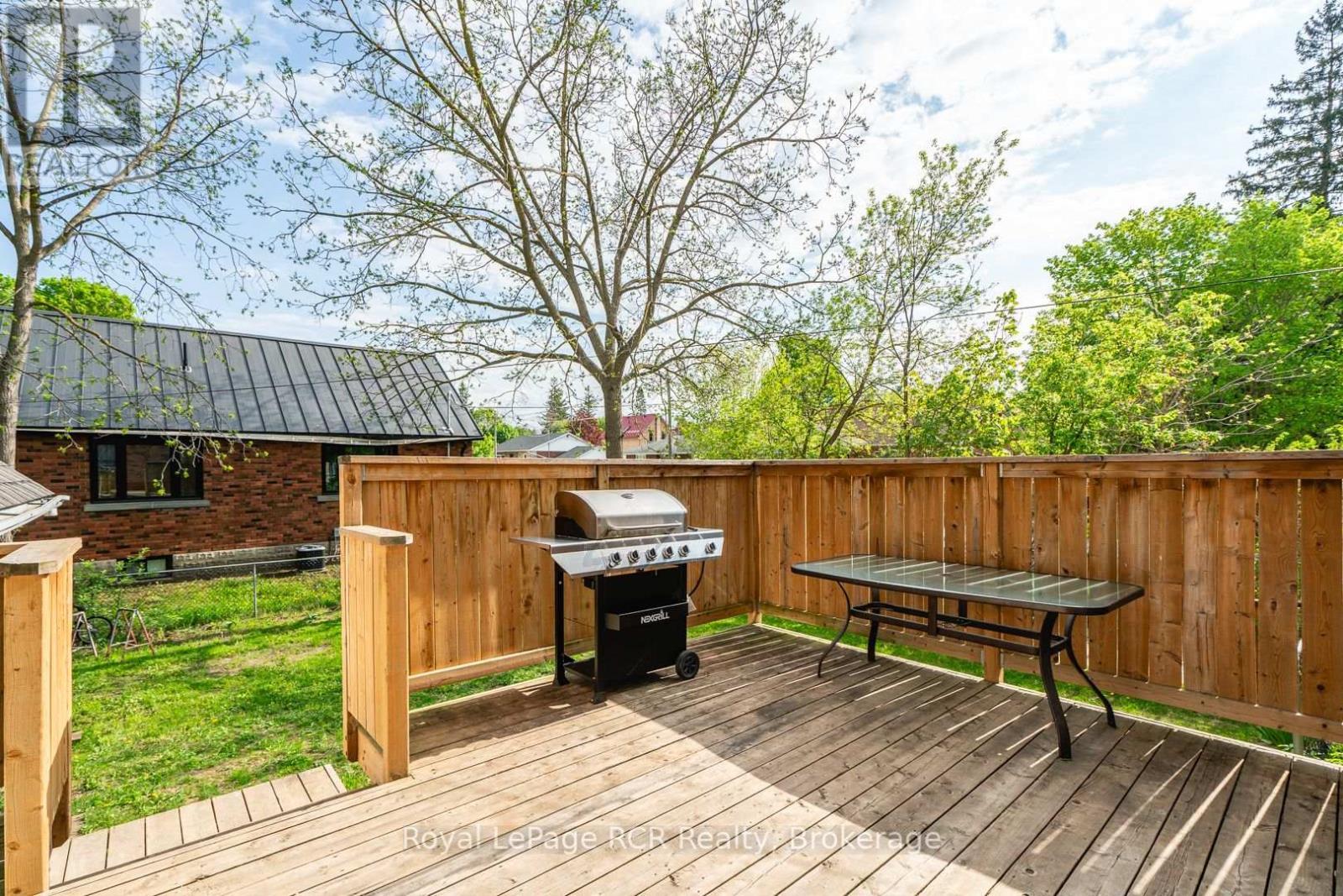 












463 12TH STREET

,
Hanover,




Ontario
N4N1W1

