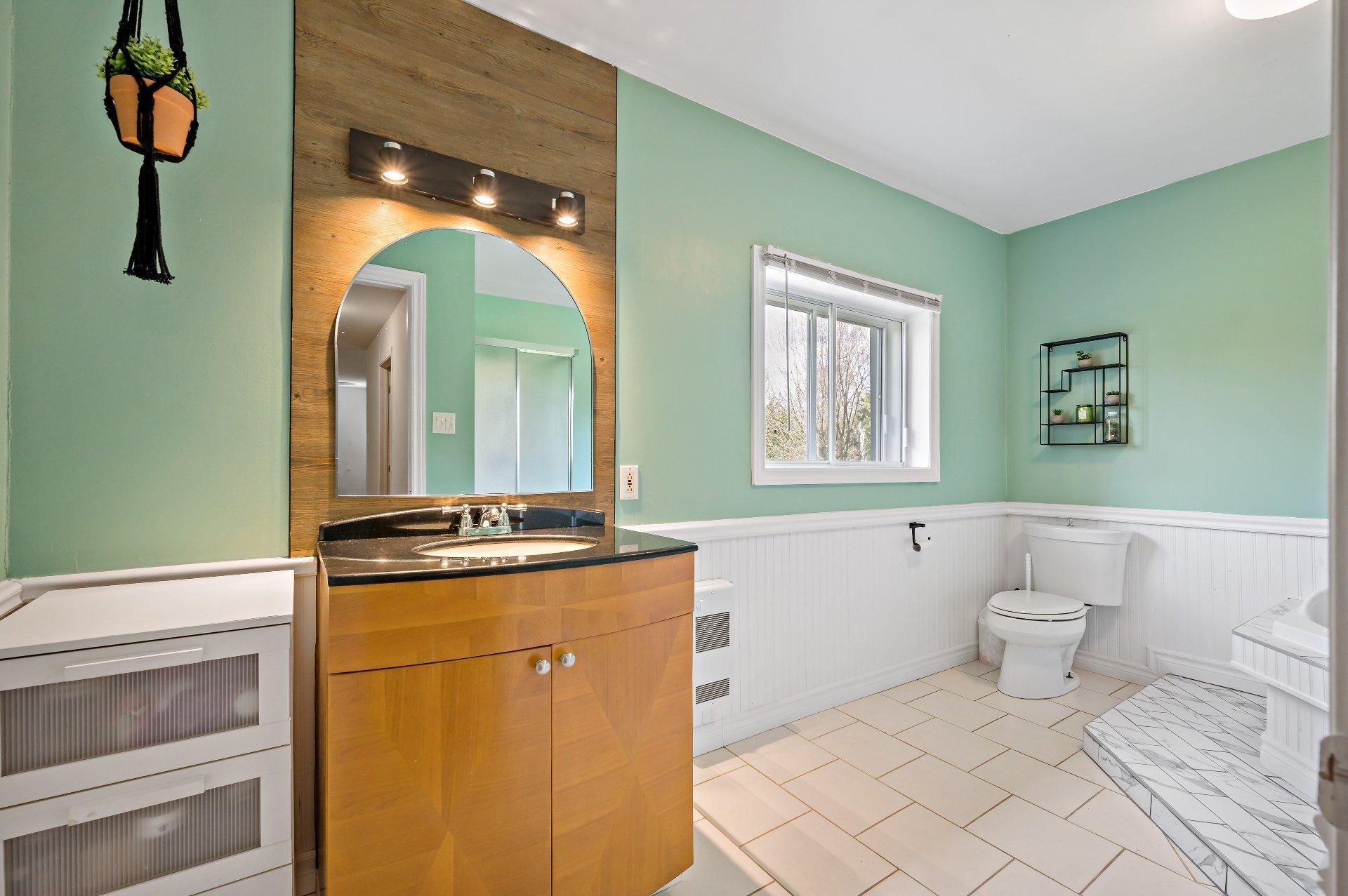 









263

 - 265


Ch. Brousseau

,
Labelle,




QC
J0T1H0

