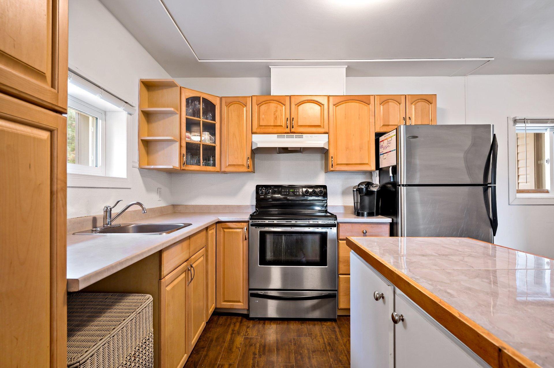 









263

 - 265


Ch. Brousseau

,
Labelle,




QC
J0T1H0


