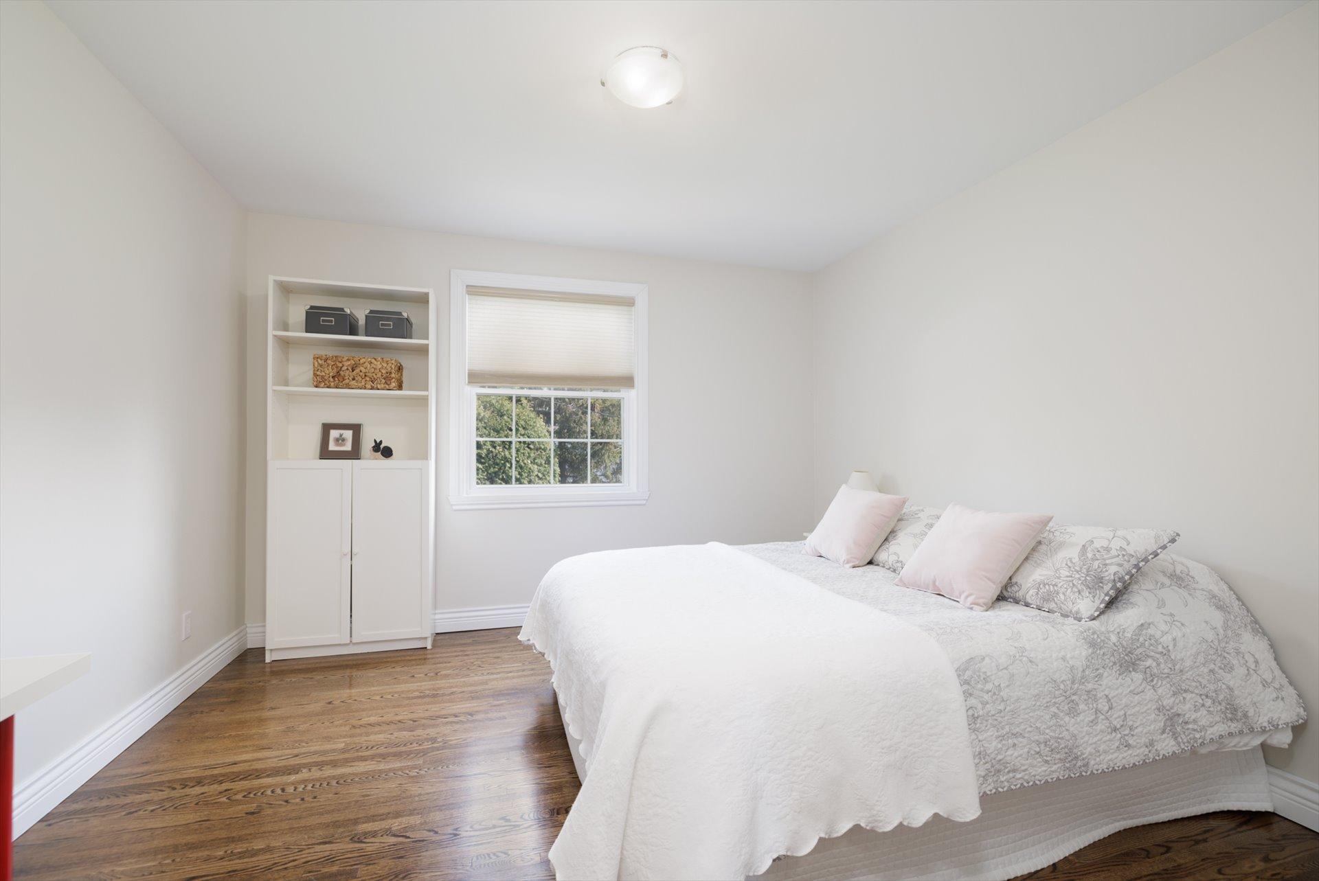 









55


Rue Harold

,
Kirkland,




QC
H9J1R7

