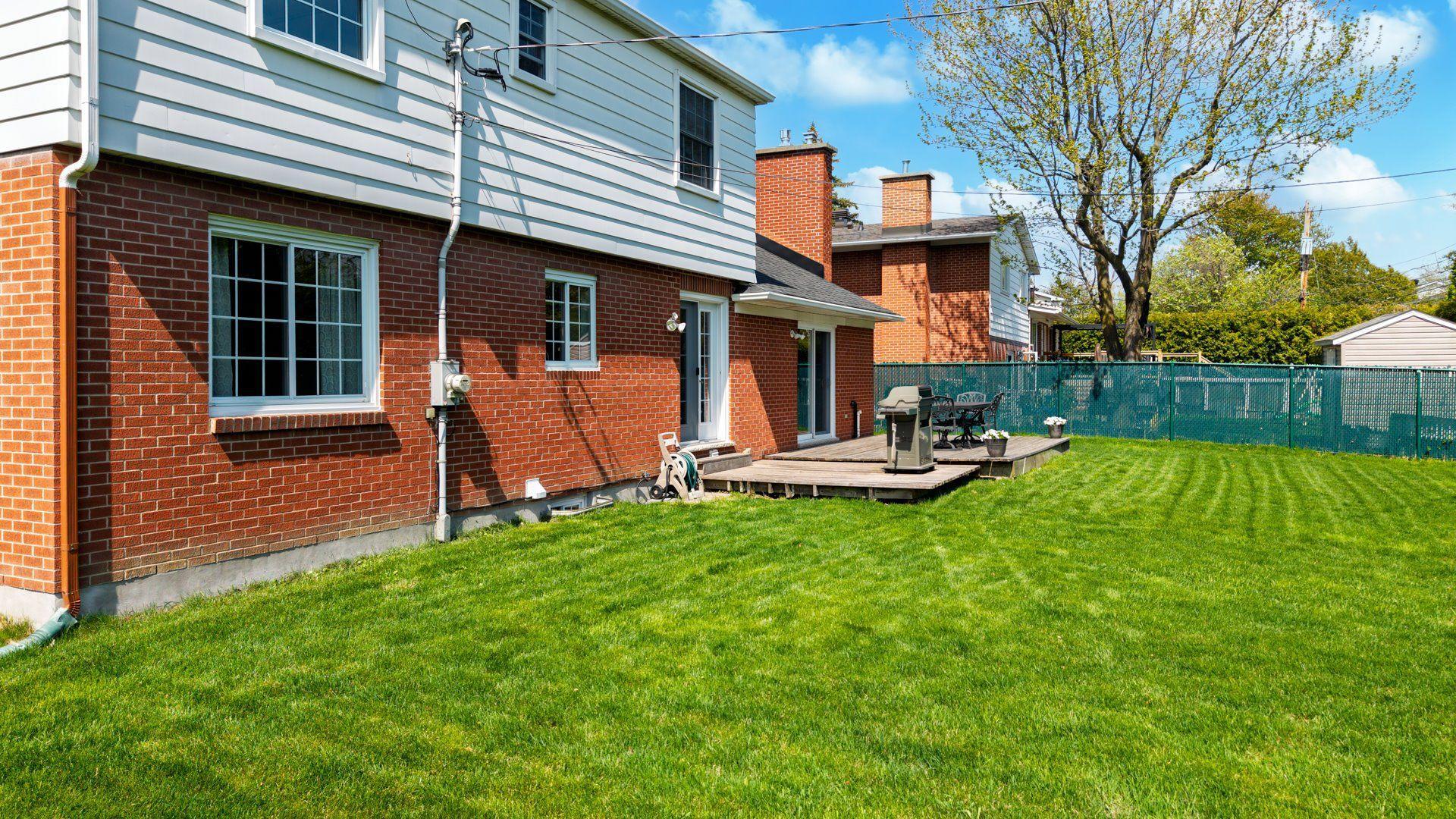 









55


Rue Harold

,
Kirkland,




QC
H9J1R7

