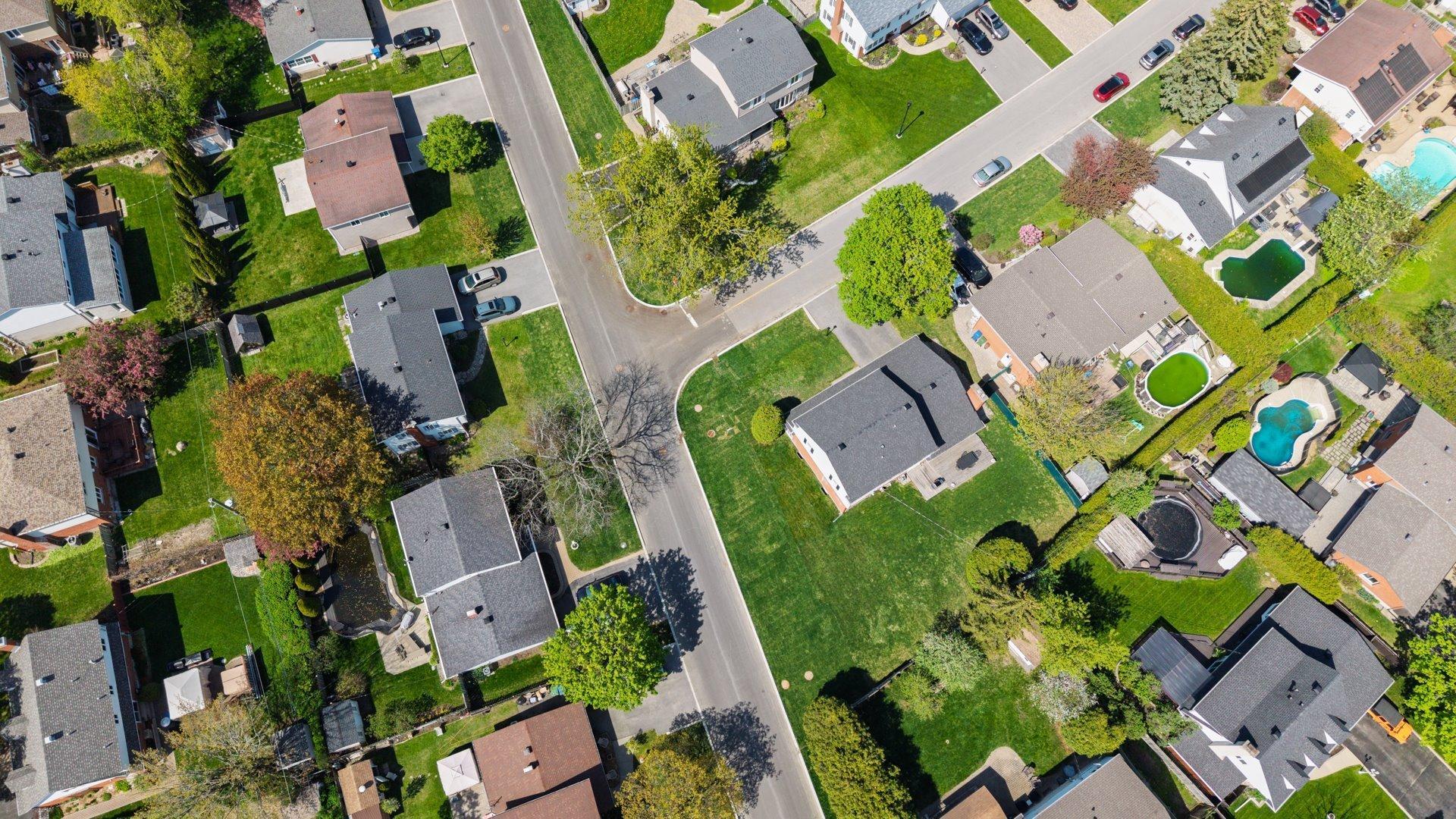 









55


Rue Harold

,
Kirkland,




QC
H9J1R7

