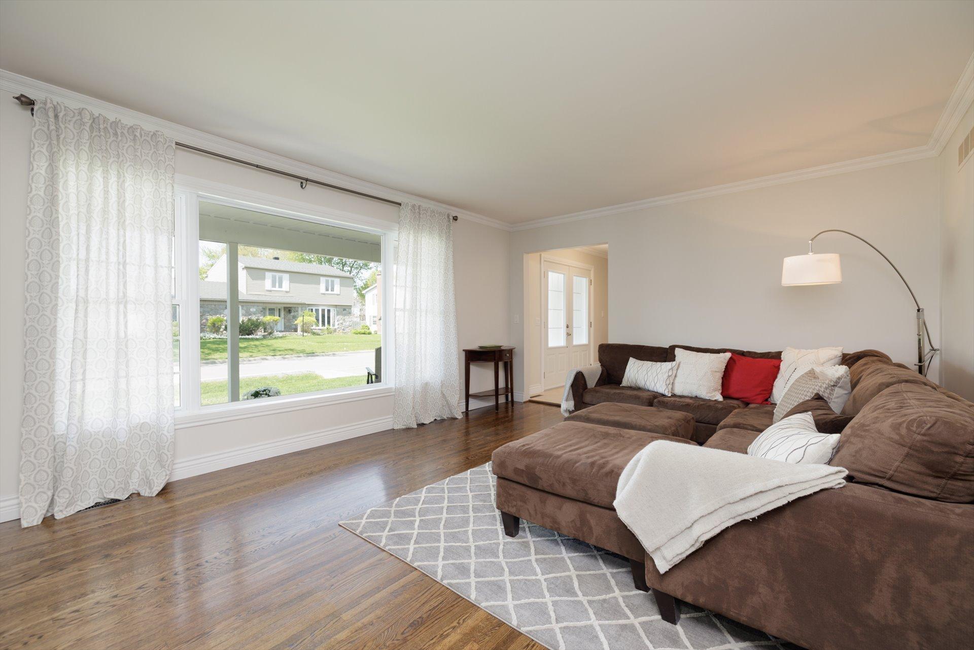 









55


Rue Harold

,
Kirkland,




QC
H9J1R7

