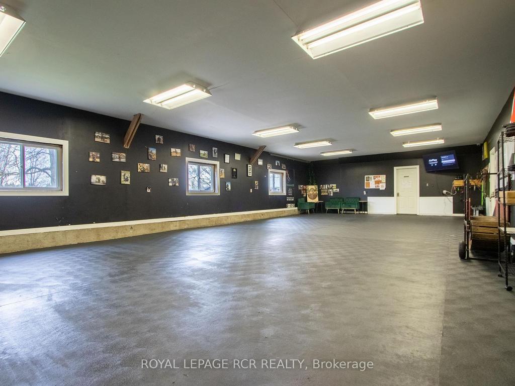 









125795


Southgate Rd 12

Road,
Southgate,




ON
N0C 1B0

