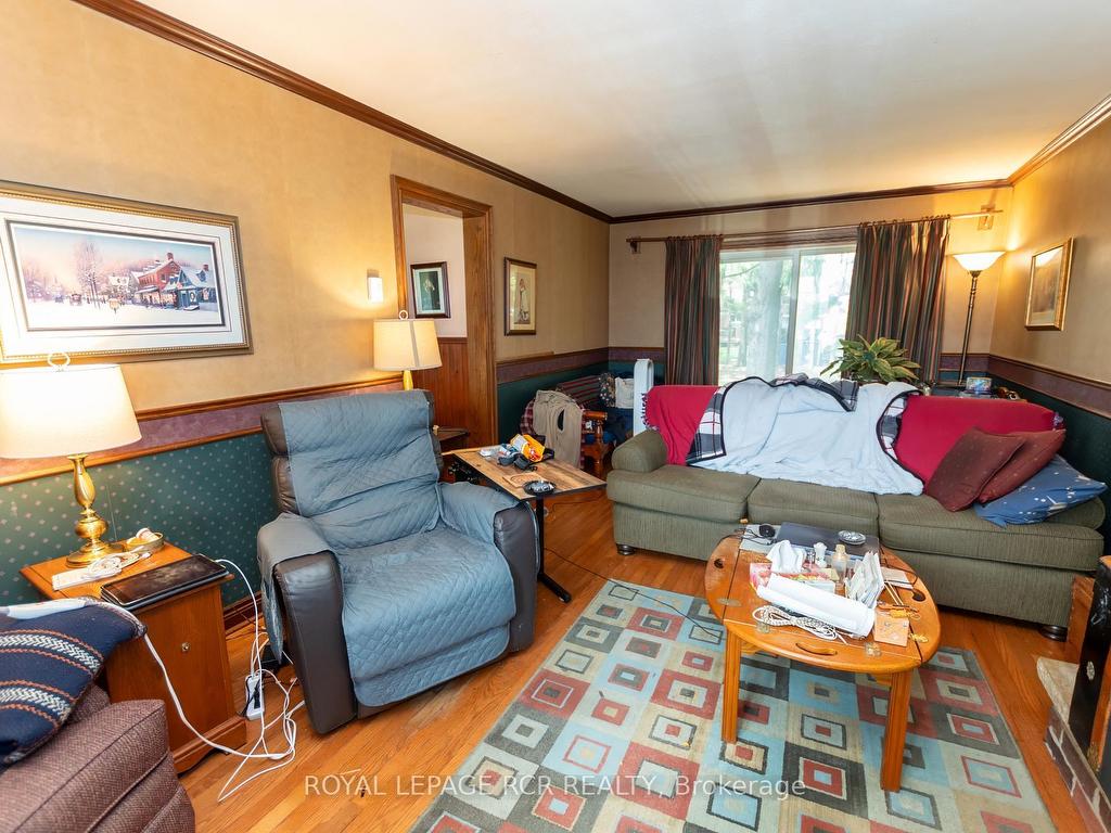 









325


Broadway

N/A,
Orangeville,




ON
L9W 1L4

