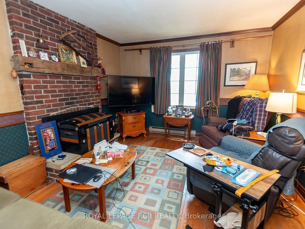 









325


Broadway

N/A,
Orangeville,




ON
L9W 1L4

