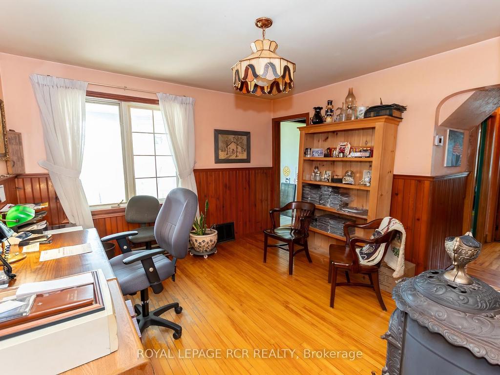









325


Broadway

N/A,
Orangeville,




ON
L9W 1L4

