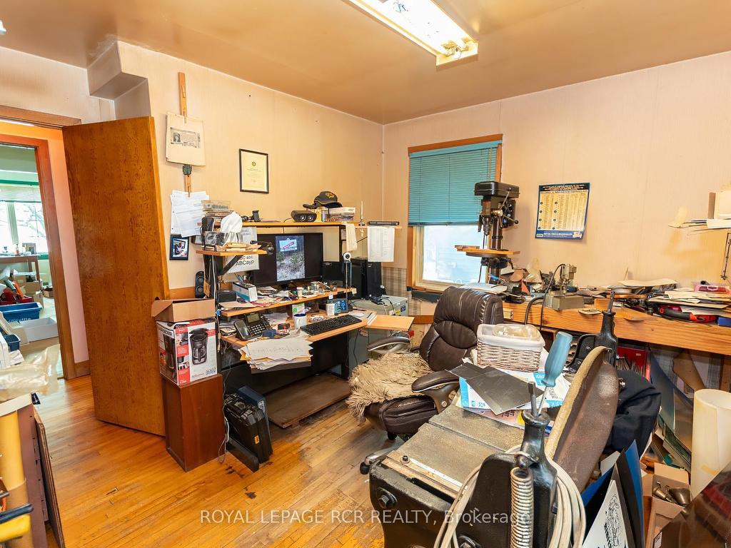 









325


Broadway

N/A,
Orangeville,




ON
L9W 1L4


