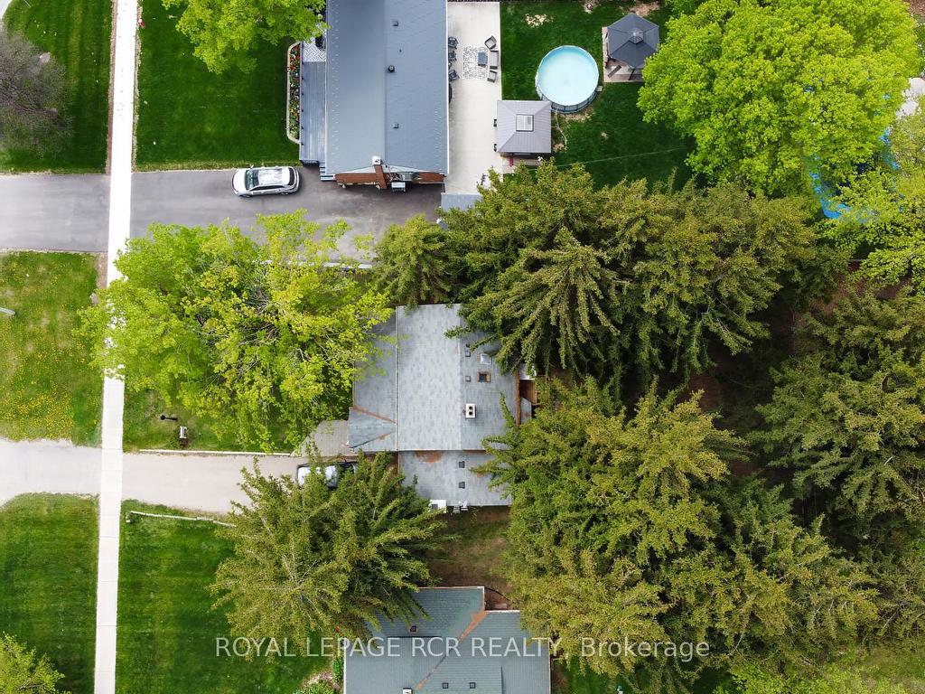









325


Broadway

N/A,
Orangeville,




ON
L9W 1L4

