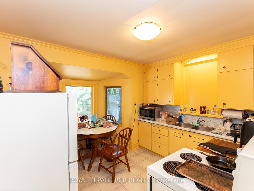 









325


Broadway

N/A,
Orangeville,




ON
L9W 1L4

