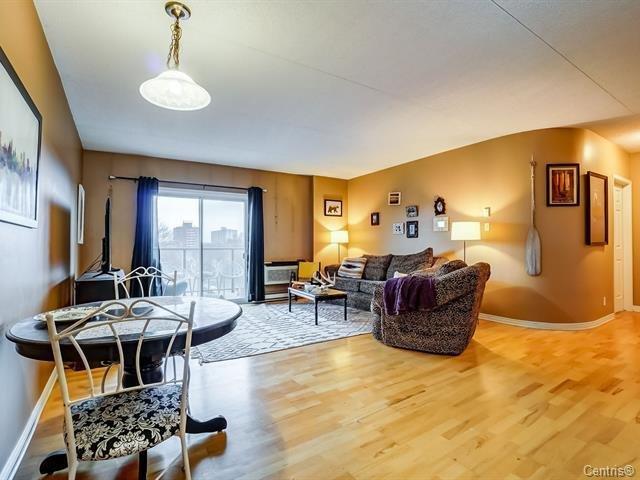









200


Boul. des Allumettières

, 408,
Gatineau (Hull),




QC
J8X4K2


