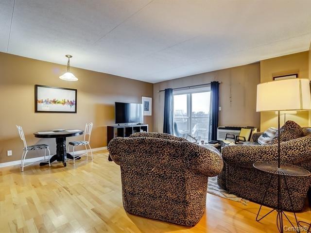 









200


Boul. des Allumettières

, 408,
Gatineau (Hull),




QC
J8X4K2

